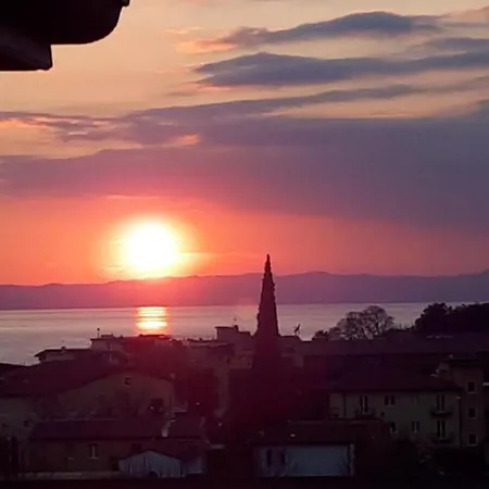 Monsurei-35, E Relax Sul Di Garda. 公寓 巴多利诺